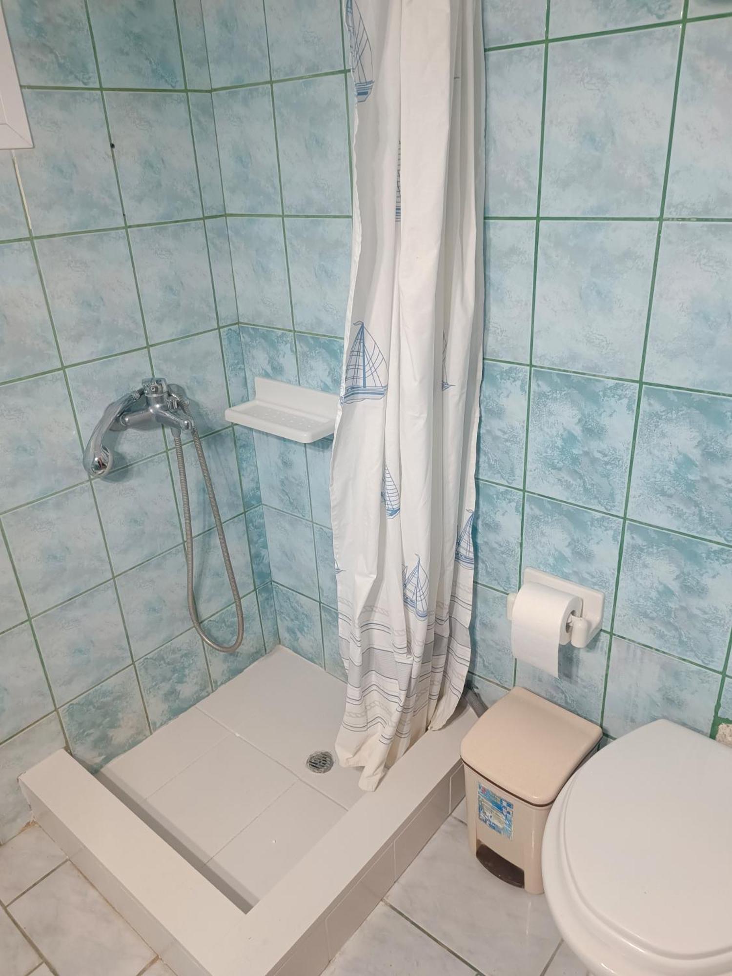 شقة House Next To The Sea Side ديرفينيون المظهر الخارجي الصورة